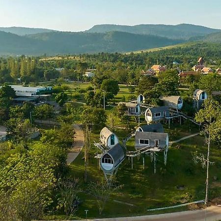 Phum Domnak Domrey Resort Chambok Bagian luar foto